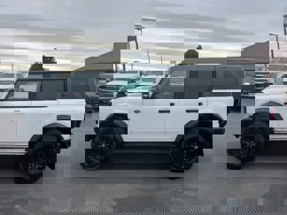 Used 2023 Ford Bronco 4-Door image 1