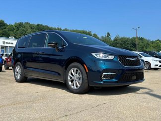 New 2025 Chrysler Pacifica Select image 1