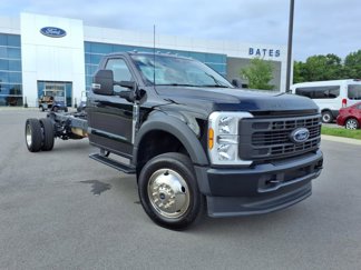 Used 2025 Ford F550 4x4 Regular Cab Super Duty image 1