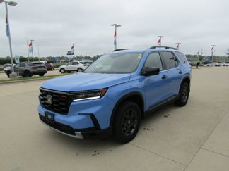 New 2025 Honda Pilot TrailSport image 1