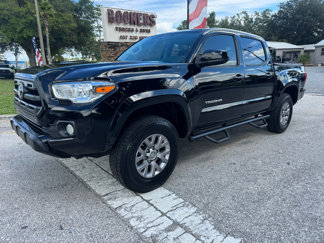Used 2017 Toyota Tacoma SR5 image 1