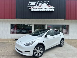 Used 2022 Tesla Model Y Long Range image 1