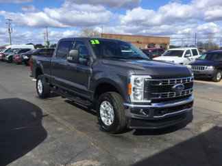 Used 2023 Ford F250 XLT image 1