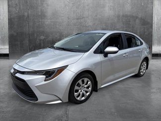 Used 2025 Toyota Corolla LE image 1
