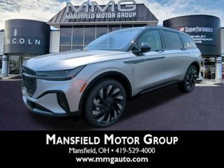New 2025 Lincoln Nautilus Reserve w/ Jet Appearance Package image 1