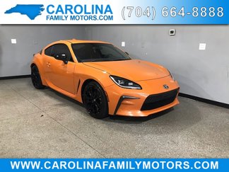Used 2023 Toyota GR86 10th Anniversary SE image 1