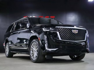 Used 2022 Cadillac Escalade ESV Luxury image 1