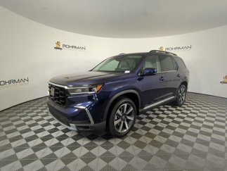 New 2025 Honda Pilot Touring image 1