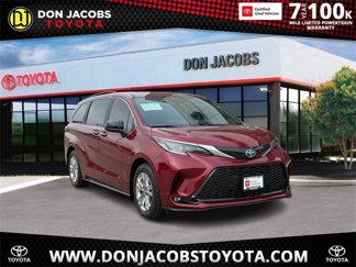 Certified 2023 Toyota Sienna XSE image 1