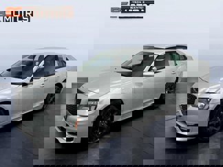 Used 2022 Chrysler 300 Touring L image 1