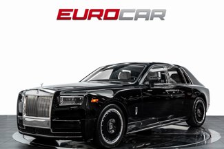 Used 2025 Rolls-Royce Phantom Sedan image 1