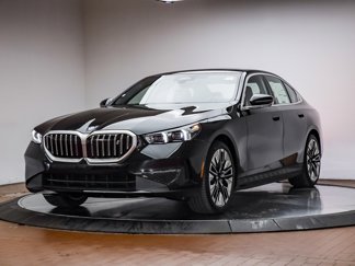 New 2026 BMW i5 eDrive40 w/ Premium Package image 1