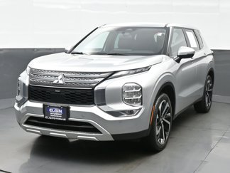 Used 2022 Mitsubishi Outlander SE image 1