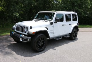 Used 2024 Jeep Wrangler Unlimited Sahara image 1