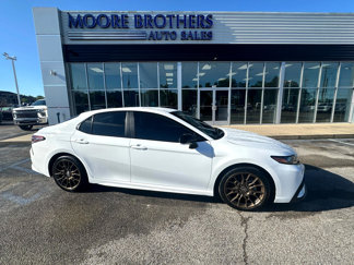 Used 2023 Toyota Camry SE image 1