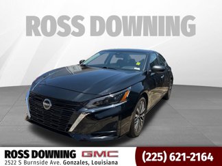 Used 2024 Nissan Altima 2.5 SV image 1