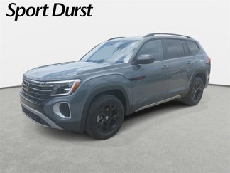 New 2025 Volkswagen Atlas Peak Edition SE image 1