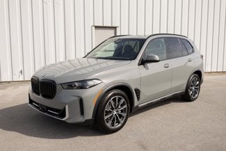 New 2025 BMW X5 xDrive40i w/ Parking Assistance Package image 1