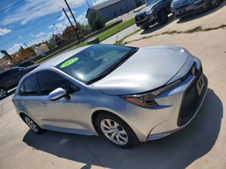 Used 2022 Toyota Corolla LE image 1