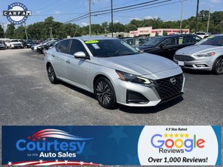 Used 2023 Nissan Altima 2.5 SV image 1