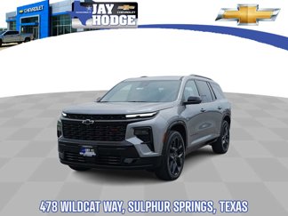New 2025 Chevrolet Traverse RS w/ LPO, Floor Liner Package image 1