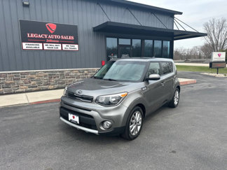 Used 2019 Kia Soul + image 1