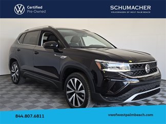 Used 2022 Volkswagen Taos SE image 1