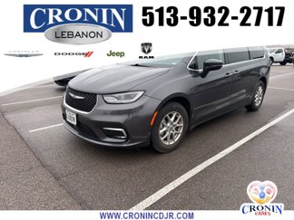 Used 2023 Chrysler Pacifica Touring-L image 1