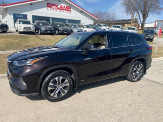 Used 2021 Toyota Highlander XLE image 1