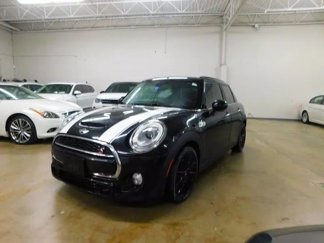 Used 2018 MINI Cooper S image 1