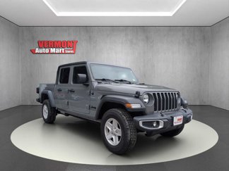 Used 2023 Jeep Gladiator Sport image 1