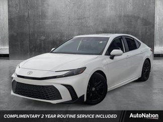 Certified 2025 Toyota Camry SE image 1
