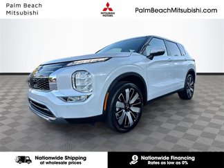 New 2025 Mitsubishi Outlander SE image 1