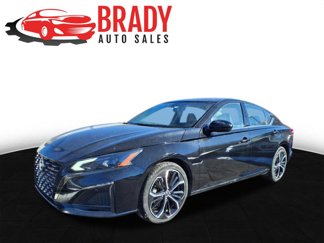 Used 2023 Nissan Altima 2.5 SR image 1
