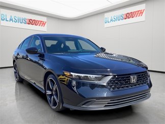 Used 2024 Honda Accord Sport image 1