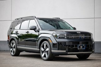 Used 2024 Hyundai Santa Fe Limited image 1
