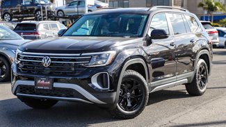 New 2025 Volkswagen Atlas Peak Edition SE image 1