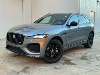 Used 2025 Jaguar F-PACE R-Dynamic S image 1