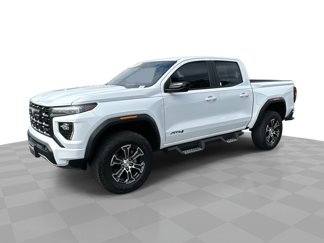 Used 2023 GMC Canyon AT4 image 1