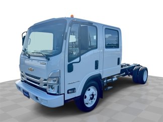 New 2025 Chevrolet Low Cab Forward image 1