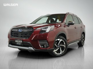 Used 2022 Subaru Forester Touring image 1