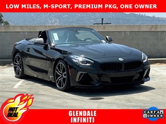 Used 2022 BMW Z4 M40i w/ Premium Package image 1