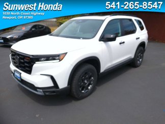 New 2025 Honda Pilot TrailSport image 1