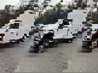 New 2025 Ford F550 4x4 SuperCab Super Duty image 1