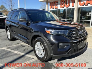 Used 2022 Ford Explorer XLT image 1