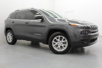 Used 2016 Jeep Cherokee Latitude w/ Comfort/Convenience Group image 1