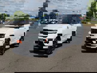 New 2025 Jeep Grand Cherokee Summit image 1