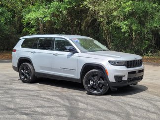 Used 2023 Jeep Grand Cherokee L Limited w/ Black Appearance Package image 1