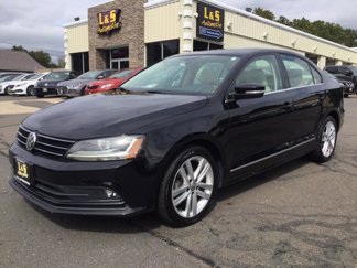 Used 2017 Volkswagen Jetta SEL image 1