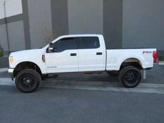Used 2017 Ford F250 XLT w/ XLT Value Package image 1